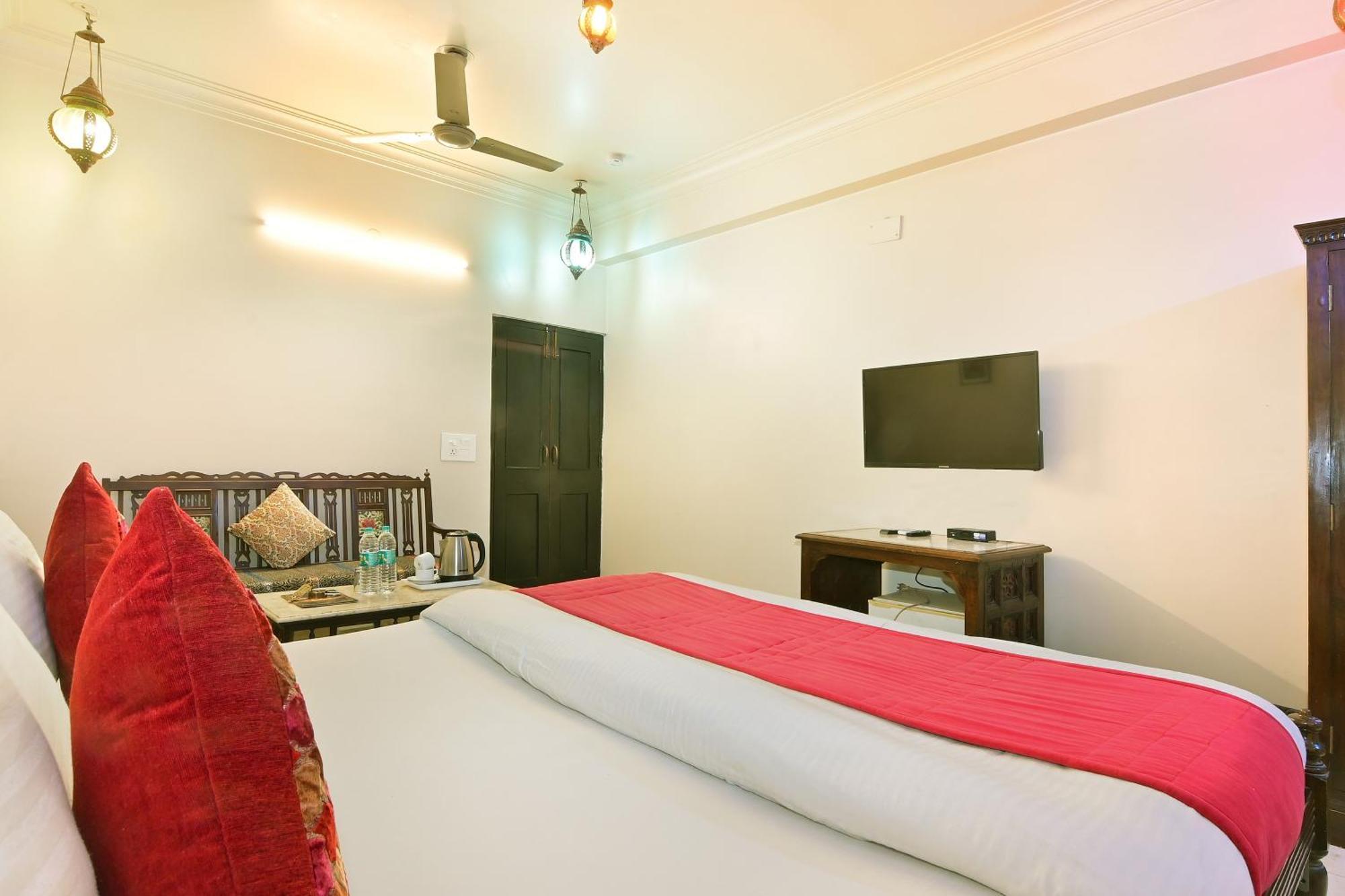 Jyoti Mahal - A Heritage - New Delhi